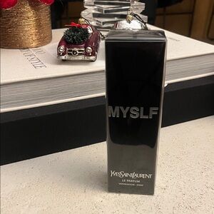 Yves Saint Laurent MYSLF Le in Black